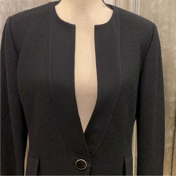 St.John Caviar Elegant Black wool/rayon Women's Blazer, US10 - Picture 2 of 11
